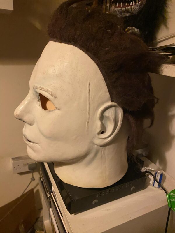 HALLOWEEN MICHAEL MYERS PREMINUM & SIGNED KNIFE BY NICK CASTLE - Image 2