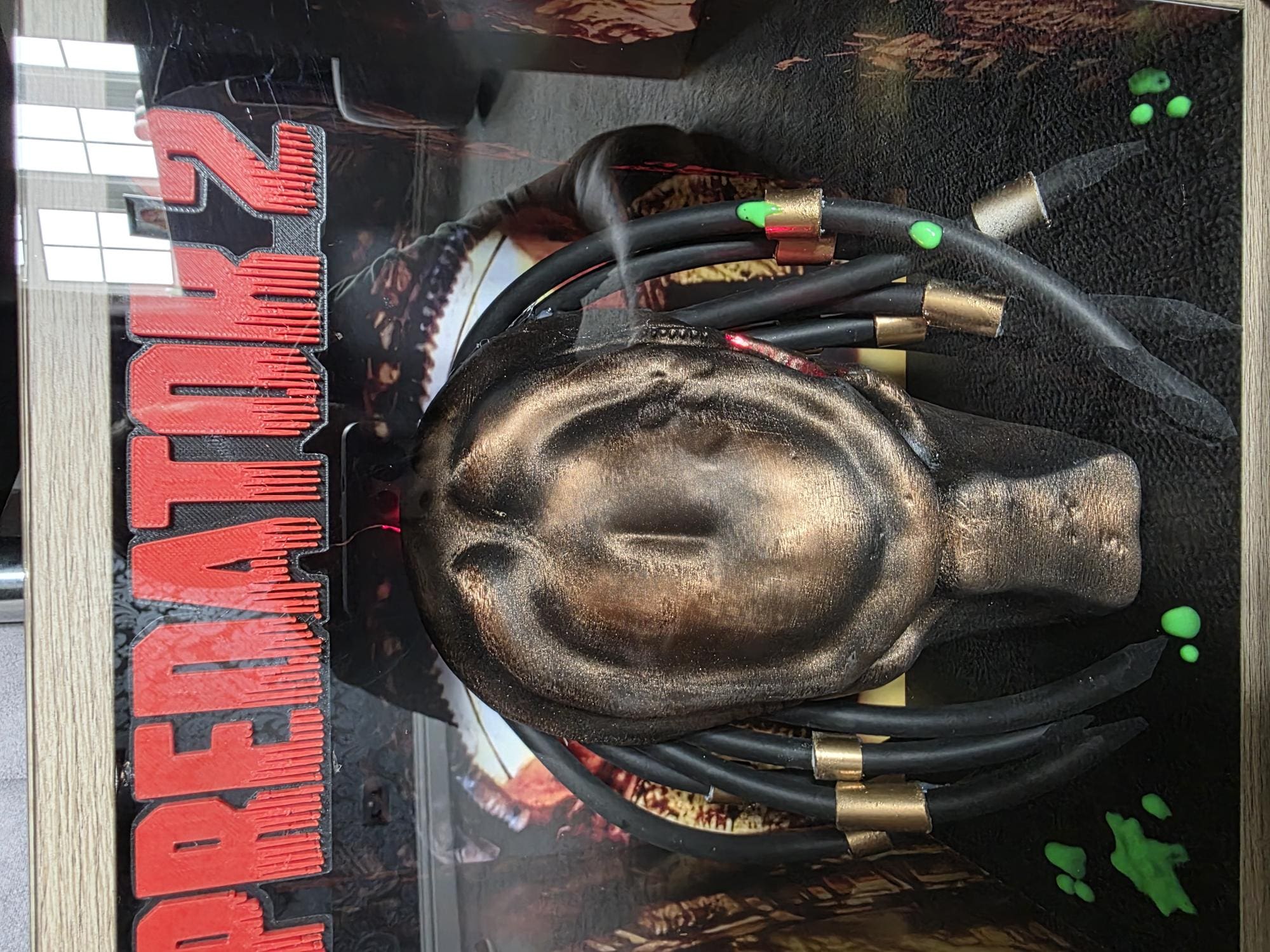 PREDATOR 2 - SIGNED BY DANNY GLOVER - Image 3