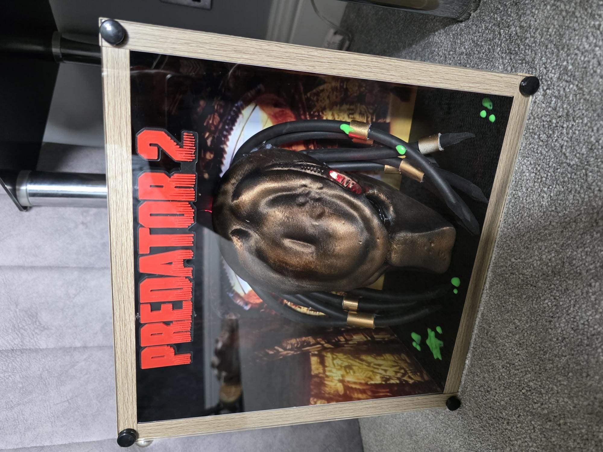PREDATOR 2 - SIGNED BY DANNY GLOVER - Image 2