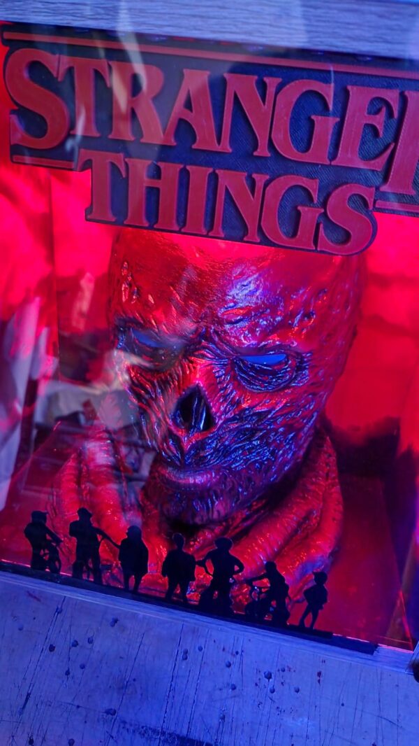 STRANGER THINGS - Image 3