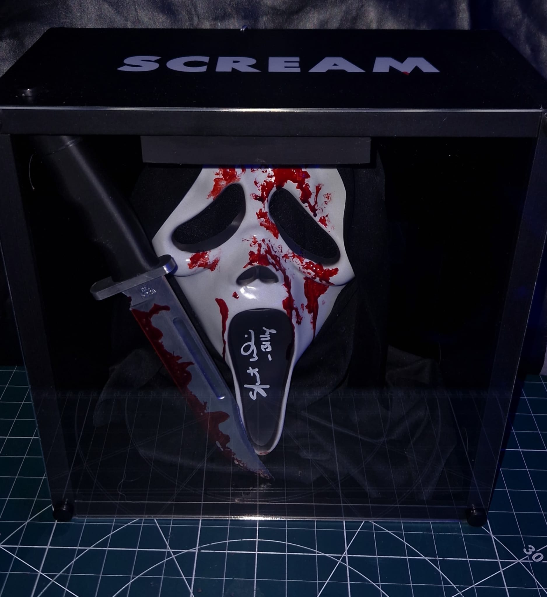 SCREAM SIGNED BY SKEET ULRICH WRAPPED BOX