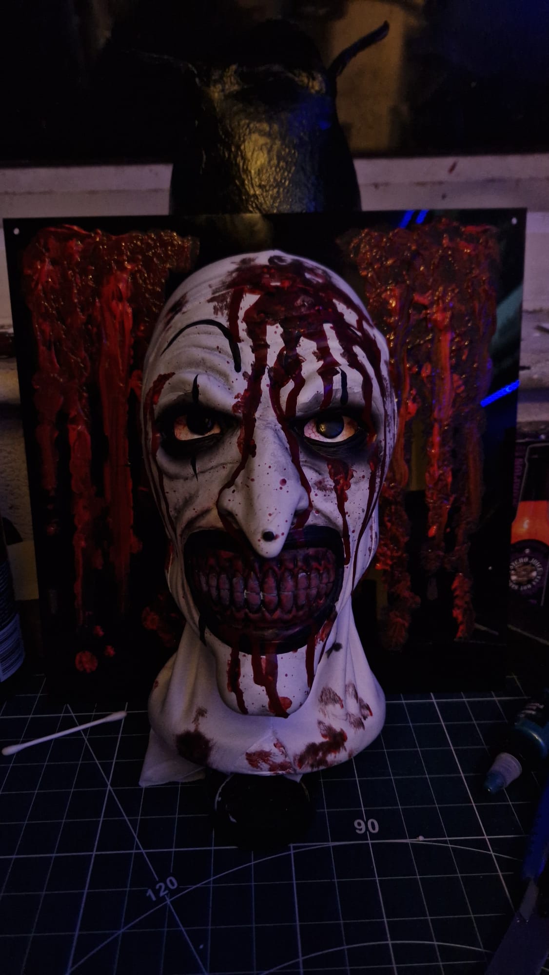 TERRIFIER WRAPPED BOX SIGNED BY DAVID HOWARD THORNTON ART THE CLOWN - Image 3
