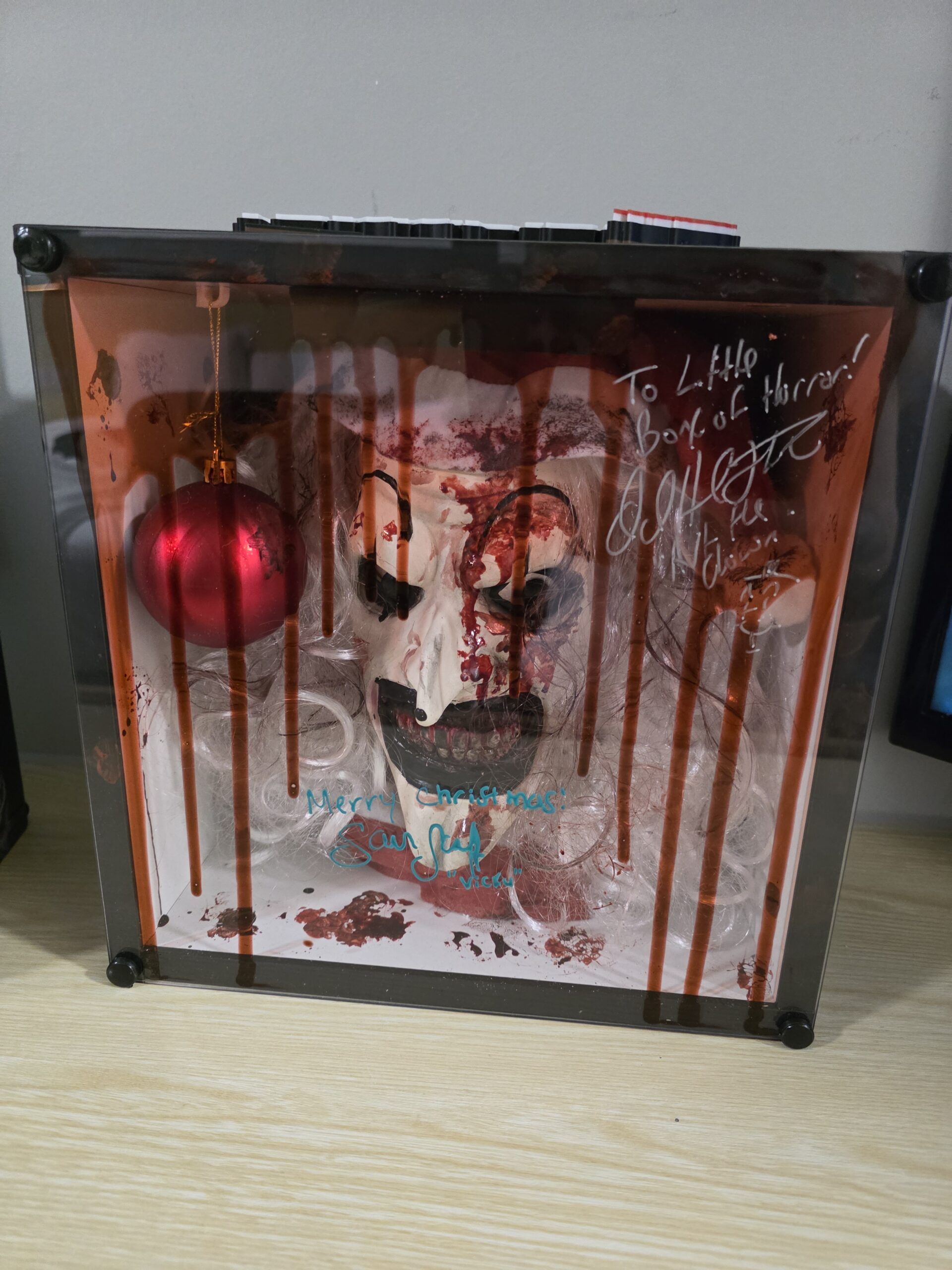 TERRIFIER 3 WRAPPED BOX SIGNED DAVID HOWARD THORNTON ART THE CLOWN - Image 3