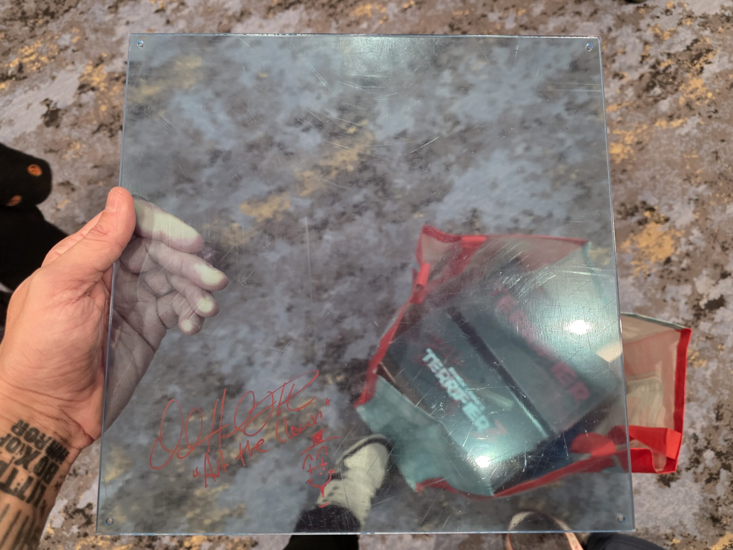 TERRIFIER 3 WRAPPED BOX SIGNED DAVID HOWARD THORNTON ART THE CLOWN - Image 6