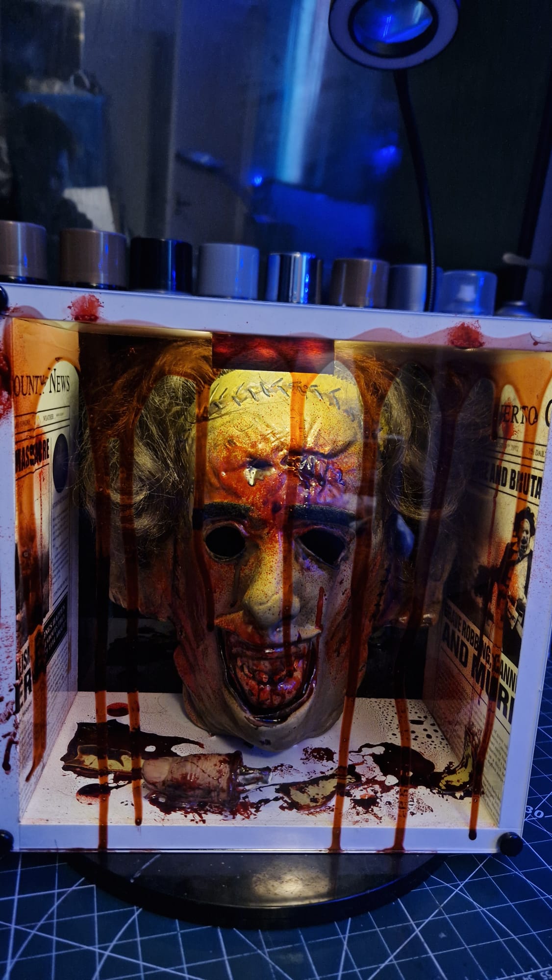 TEXAS CHAINSAW MASSACRE WRAPPED BOX BLOODY EDITION