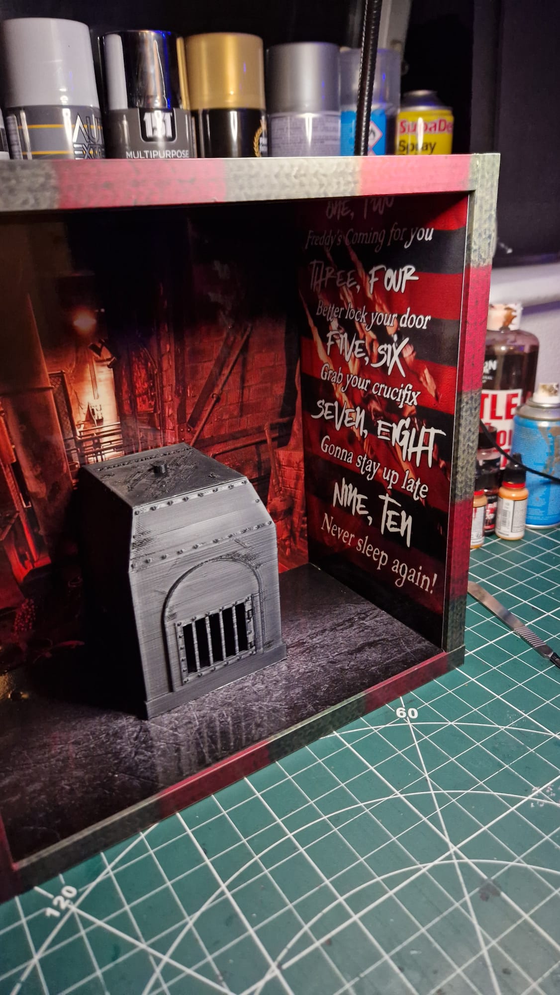 NIGHTMARE ON ELM STREET WRAPPED BOX - Image 8